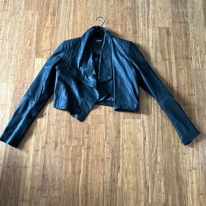 LAMARQUE Madison Cropped Draped Leather Jacket - Size S